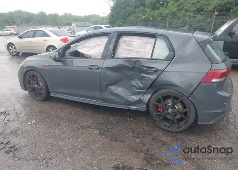 2024 Volkswagen Golf Gti 2.0T 380 Se z USA, uszkodzony, nr VIN WVW2A7CD8RW232952